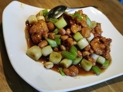 宫保鸡丁-東舍食唐精品陕菜馆
