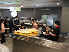 -浦东图书馆读者餐厅