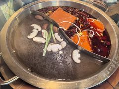-小天鹅火锅·一线江景洪鼎旗舰店(洪崖洞店)