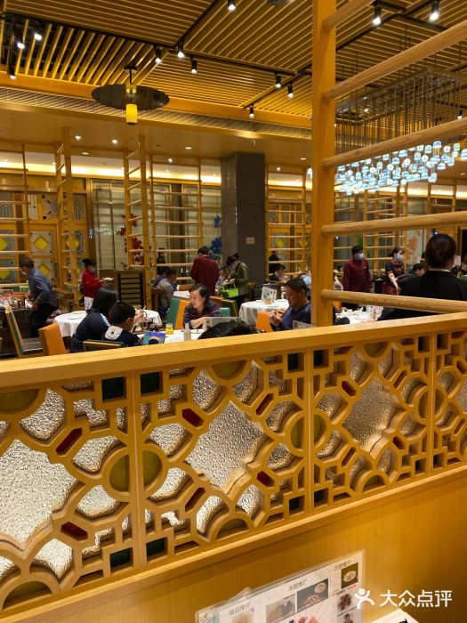 稻香酒家·34年老字号·港式粤菜(汉街店)大堂图片