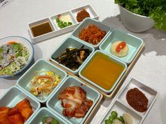 -韩香福烤肉庄园(华夏路店)