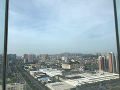 -荣誉国际酒店-云顶旋转餐厅