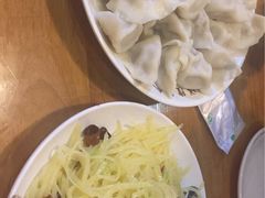 -篱笆院东北饺子王(欧阳路店)