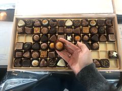 -Laderach 莱德拉(上海环贸iapm店)