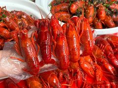 -肥小宝·金牌油焖大虾(襄阳龙虾地标店)