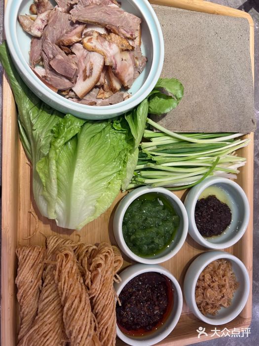 闫府私房菜·百年鲁菜(恒隆店)图片