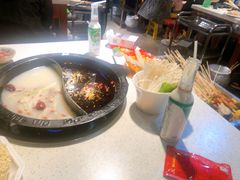 -钢管厂歆瑞源油卤串串香(春熙路太古里店)