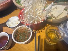-民食香·腊排骨野生菌美食(木府店)