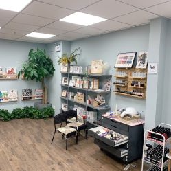 -摩睫+皮肤管理·科学美容中心