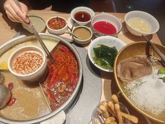 -巴奴毛肚火锅(七宝领展广场店)