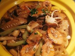 多嘴肉蟹煲-多嘴肉蟹煲(万达店)
