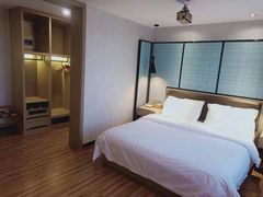 -柏曼酒店(合肥国购广场三里庵地铁店)