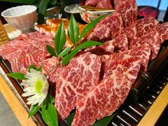 -铭牛烧肉·和牛海鲜自助(高新月牙湖店)