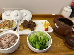 -雪梅月子中心(华侨城店)