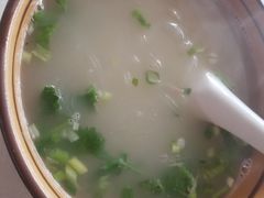 -烤鸭肉夹馍鸭汤店