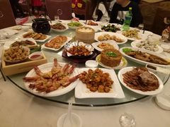-亚丁湾海鲜大酒店(万泉嘉苑店)
