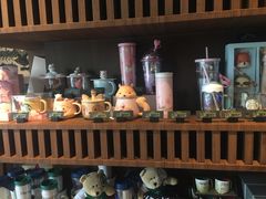 -星巴克(杭州湖滨银泰E区店)