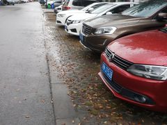 -张江药谷大厦-停车场