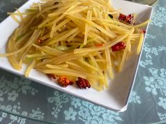 -天天向上素食餐厅(五台山店)
