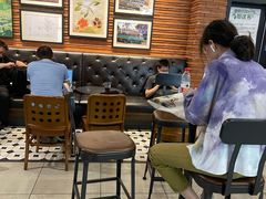 -星巴克(上海虹桥新天地二店)