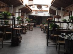 -挂旗柴锅鸡(蚌山区嘉年华店)
