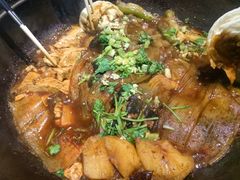 -咱屯子铁锅炖直营店(保利店)