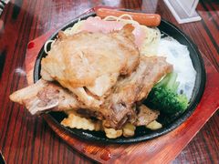 冚家鐵板海陸空扒-噏耷茶档