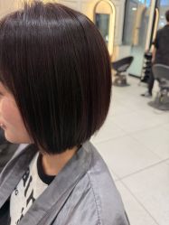 -丁和李朴美发沙龙