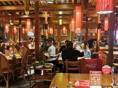 大堂-野山舂·贵州现舂酸汤火锅(鸿通城店)