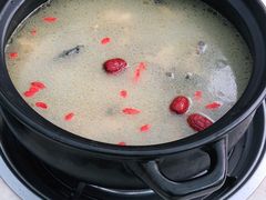 -蘑统田下·野生菌火锅