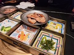 -山川小町·极番烧肉(新地假日广场店)