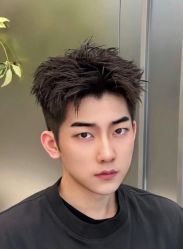 -东方先生国潮男士理发馆