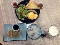 -必胜客(绿地新都会店)