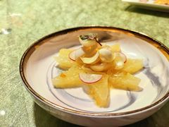 九年百合鲜柚子-尚9·一滴水江景中餐厅