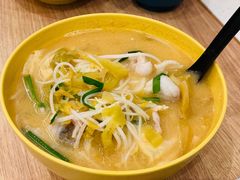 脆肉鲩泡椒酸菜鱼汤米线-谭仔米线(皇庭广场店)