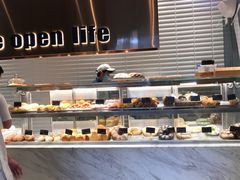 -The open life(万象城店)