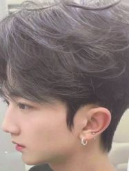 -阿三造型烫染•接发