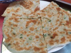-明月食府(二区干二路店)