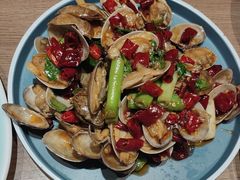 -街角等你.大连海鲜烧烤.经典铁板海鲜串(西安路店)