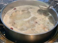 -一席地·本地鸡窝·杭帮鸡火锅(萧山银隆百货店)
