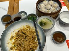 -馋三尺蟹粉小笼(人民广场店)