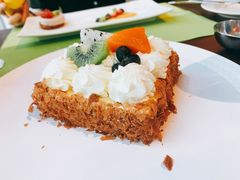 -香格里拉鱼跃地中海西餐厅·牛排披萨