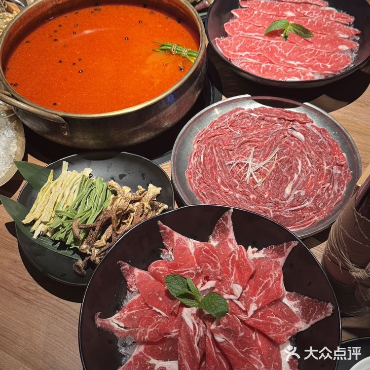 慢生活与热腾腾的火锅