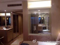 -南京双门楼宾馆(盐仓桥地铁站阅江楼店)