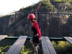 -玻璃桥景区石牛寨
