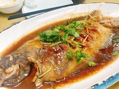 -崴海渔村(虹梅路店)