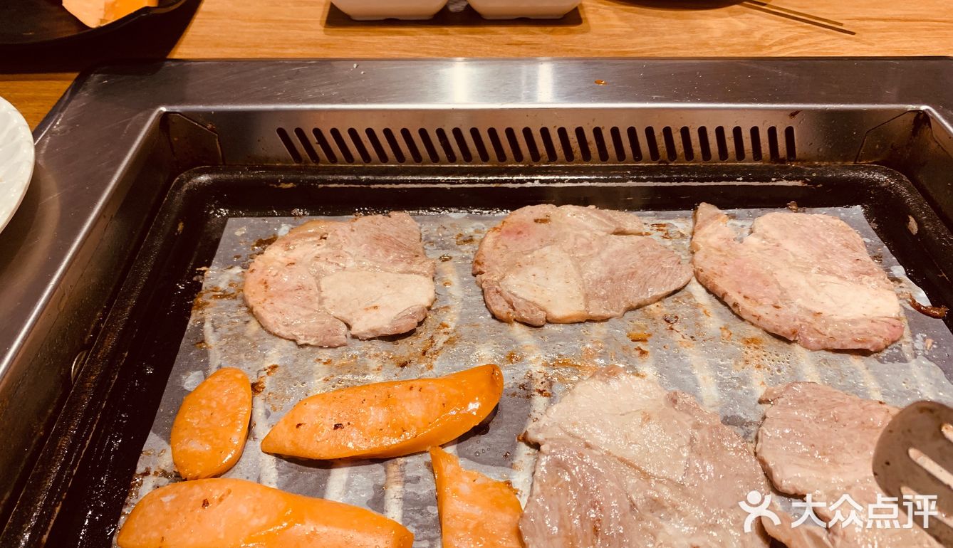 烤肉：周末走起，家门口的烤肉，总体来说
