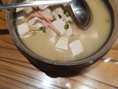 -泉畔人家·老济南经典鲁菜(大明湖店)