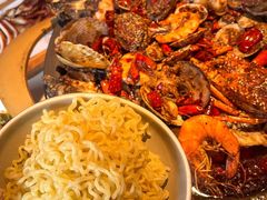 -鸣记脆皮烤鱼·海鲜烤鱼(三八广场店)