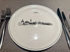 -Da Ivo哒伊沃意大利魔镜餐厅(外滩店)